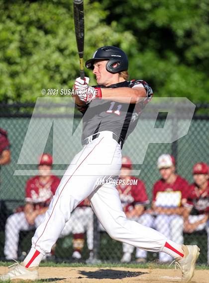 Thumbnail 3 in Wellesley vs. Boston College High (MIAA Division 1 South Quarterfinal) photogallery.