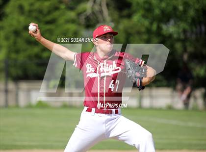 Thumbnail 3 in Wellesley vs. Boston College High (MIAA Division 1 South Quarterfinal) photogallery.