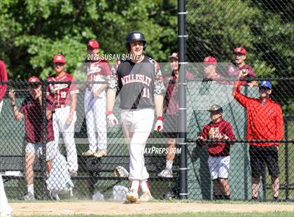 Thumbnail 2 in Wellesley vs. Boston College High (MIAA Division 1 South Quarterfinal) photogallery.