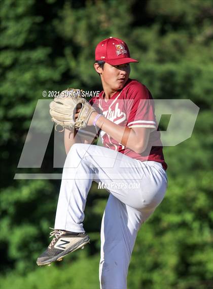 Thumbnail 1 in Wellesley vs. Boston College High (MIAA Division 1 South Quarterfinal) photogallery.