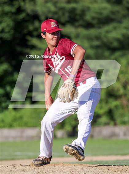 Thumbnail 2 in Wellesley vs. Boston College High (MIAA Division 1 South Quarterfinal) photogallery.