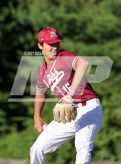 Thumbnail 1 in Wellesley vs. Boston College High (MIAA Division 1 South Quarterfinal) photogallery.