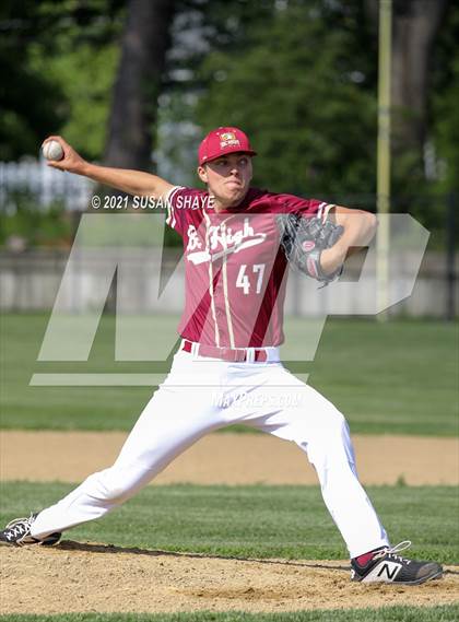 Thumbnail 3 in Wellesley vs. Boston College High (MIAA Division 1 South Quarterfinal) photogallery.