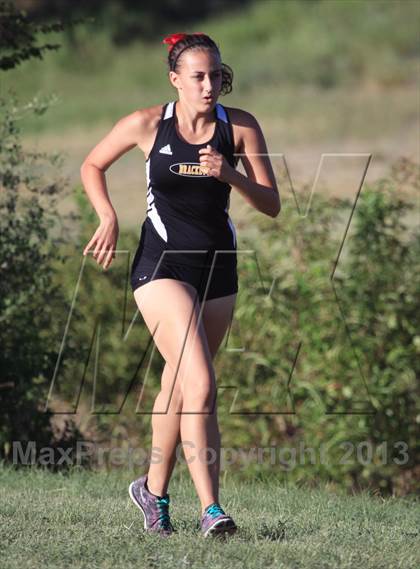 Thumbnail 3 in Uvalde Classic photogallery.