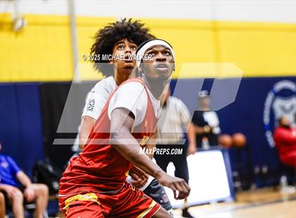 Thumbnail 1 in St. Francis Prep Vs Cardinal Hayes (City Is Mine Classic Quarterfinals) photogallery.