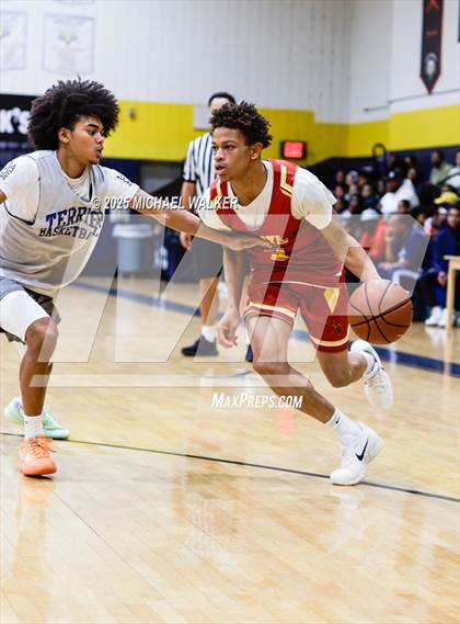 Thumbnail 1 in St. Francis Prep Vs Cardinal Hayes (City Is Mine Classic Quarterfinals) photogallery.