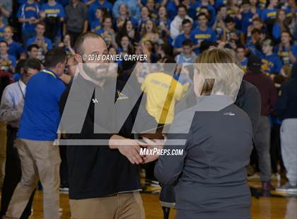 Thumbnail 1 in Ardsley vs Tappen Zee (Section 1 Class A Final) photogallery.