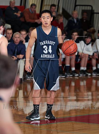 Thumbnail 2 in Farragut vs  Knoxville Catholic (D4AAA Quarterfinals) photogallery.