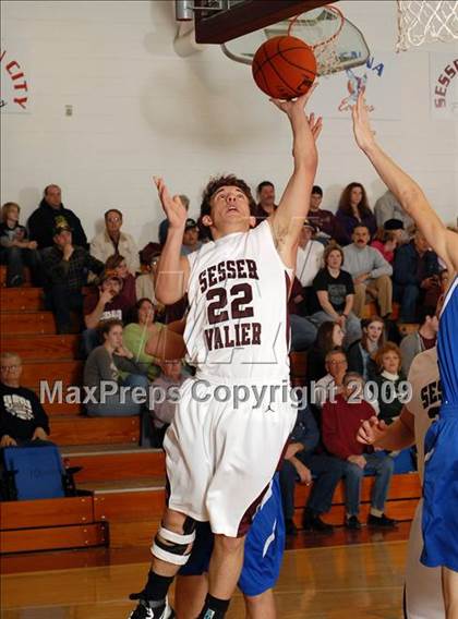 Thumbnail 2 in Elverado vs. Sesser-Valier (Sesser Holiday Tournament) photogallery.
