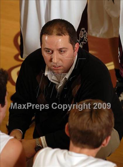 Thumbnail 2 in Elverado vs. Sesser-Valier (Sesser Holiday Tournament) photogallery.