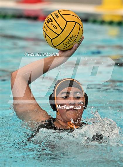 Thumbnail 2 in Brennan vs Harlingen South (UIL 6A Region 4 Semifinal) photogallery.