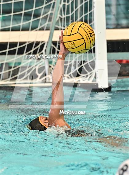 Thumbnail 2 in Brennan vs Harlingen South (UIL 6A Region 4 Semifinal) photogallery.