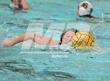 Thumbnail 2 in Brennan vs Harlingen South (UIL 6A Region 4 Semifinal) photogallery.