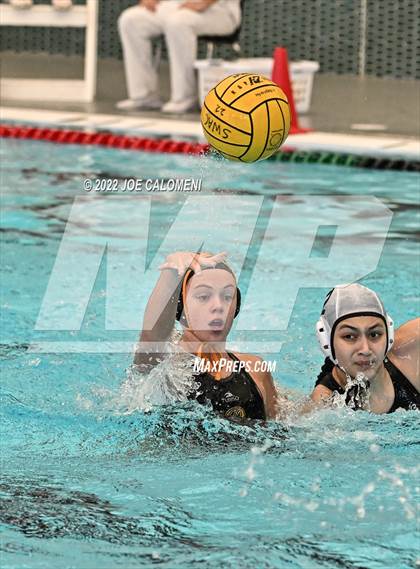 Thumbnail 3 in Brennan vs Harlingen South (UIL 6A Region 4 Semifinal) photogallery.