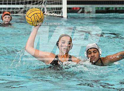 Thumbnail 3 in Brennan vs Harlingen South (UIL 6A Region 4 Semifinal) photogallery.