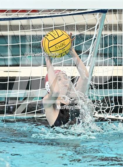 Thumbnail 3 in Brennan vs Harlingen South (UIL 6A Region 4 Semifinal) photogallery.