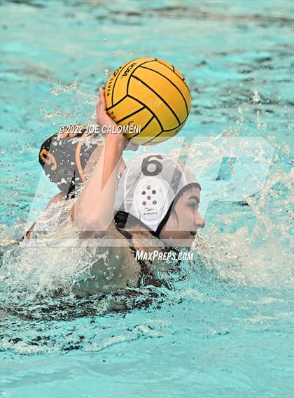 Thumbnail 3 in Brennan vs Harlingen South (UIL 6A Region 4 Semifinal) photogallery.