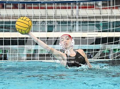 Thumbnail 1 in Brennan vs Harlingen South (UIL 6A Region 4 Semifinal) photogallery.
