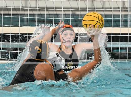 Thumbnail 3 in Brennan vs Harlingen South (UIL 6A Region 4 Semifinal) photogallery.