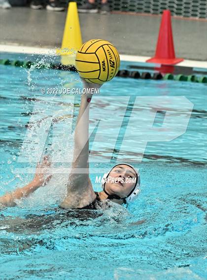 Thumbnail 2 in Brennan vs Harlingen South (UIL 6A Region 4 Semifinal) photogallery.