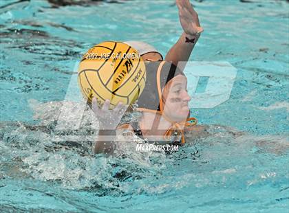 Thumbnail 2 in Brennan vs Harlingen South (UIL 6A Region 4 Semifinal) photogallery.