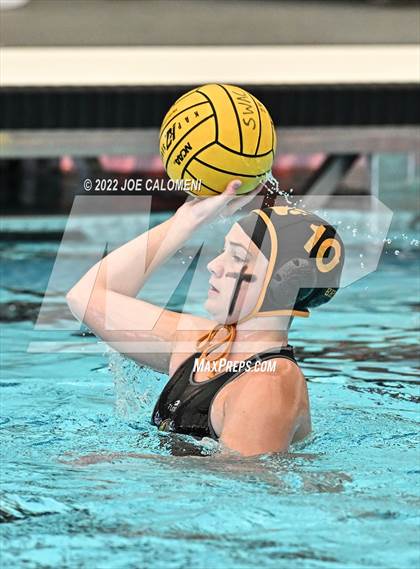 Thumbnail 1 in Brennan vs Harlingen South (UIL 6A Region 4 Semifinal) photogallery.