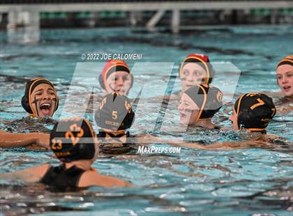 Thumbnail 3 in Brennan vs Harlingen South (UIL 6A Region 4 Semifinal) photogallery.