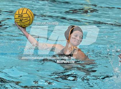 Thumbnail 2 in Brennan vs Harlingen South (UIL 6A Region 4 Semifinal) photogallery.