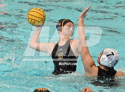 Thumbnail 2 in Brennan vs Harlingen South (UIL 6A Region 4 Semifinal) photogallery.