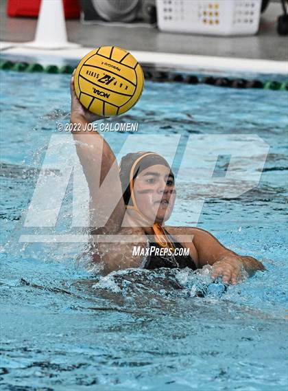 Thumbnail 2 in Brennan vs Harlingen South (UIL 6A Region 4 Semifinal) photogallery.