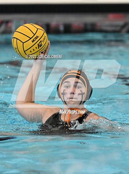 Thumbnail 2 in Brennan vs Harlingen South (UIL 6A Region 4 Semifinal) photogallery.
