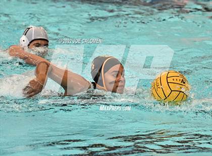 Thumbnail 3 in Brennan vs Harlingen South (UIL 6A Region 4 Semifinal) photogallery.