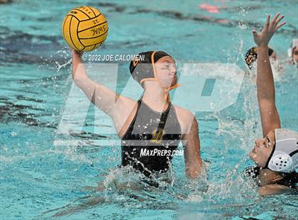 Thumbnail 3 in Brennan vs Harlingen South (UIL 6A Region 4 Semifinal) photogallery.