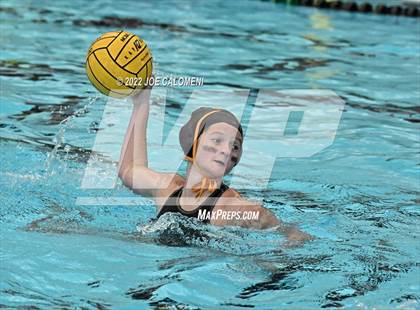 Thumbnail 2 in Brennan vs Harlingen South (UIL 6A Region 4 Semifinal) photogallery.