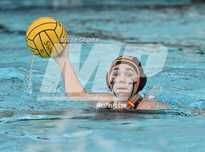 Thumbnail 2 in Brennan vs Harlingen South (UIL 6A Region 4 Semifinal) photogallery.
