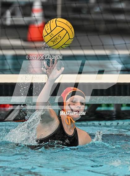 Thumbnail 1 in Brennan vs Harlingen South (UIL 6A Region 4 Semifinal) photogallery.