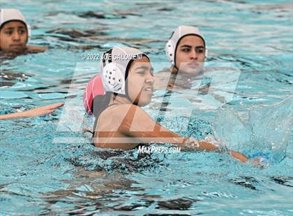 Thumbnail 2 in Brennan vs Harlingen South (UIL 6A Region 4 Semifinal) photogallery.