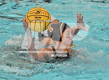 Thumbnail 1 in Brennan vs Harlingen South (UIL 6A Region 4 Semifinal) photogallery.