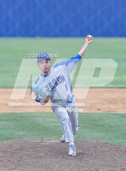 Thumbnail 1 in Bell @ Hebron photogallery.