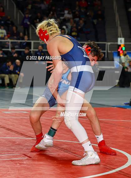 Thumbnail 1 in 2022 NYSPHSAA Wrestling Championships - Round 1 photogallery.