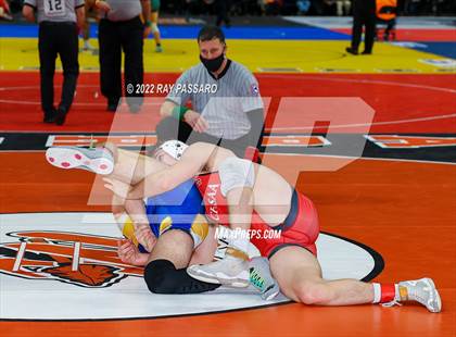 Thumbnail 3 in 2022 NYSPHSAA Wrestling Championships - Round 1 photogallery.