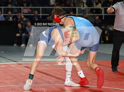 Thumbnail 3 in 2022 NYSPHSAA Wrestling Championships - Round 1 photogallery.