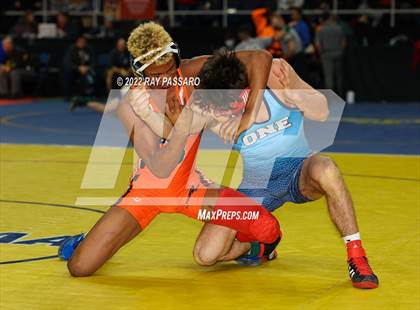 Thumbnail 3 in 2022 NYSPHSAA Wrestling Championships - Round 1 photogallery.