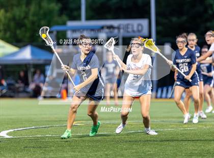 Thumbnail 1 in Bayport Blue Point vs South Side (NYSPHSAA Class C Round 1) photogallery.