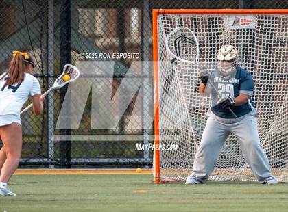 Thumbnail 1 in Bayport Blue Point vs South Side (NYSPHSAA Class C Round 1) photogallery.