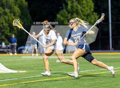 Thumbnail 3 in Bayport Blue Point vs South Side (NYSPHSAA Class C Round 1) photogallery.