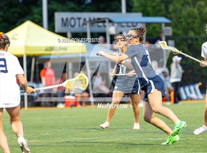 Thumbnail 2 in Bayport Blue Point vs South Side (NYSPHSAA Class C Round 1) photogallery.