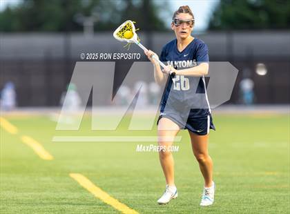 Thumbnail 3 in Bayport Blue Point vs South Side (NYSPHSAA Class C Round 1) photogallery.