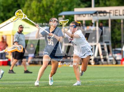 Thumbnail 2 in Bayport Blue Point vs South Side (NYSPHSAA Class C Round 1) photogallery.