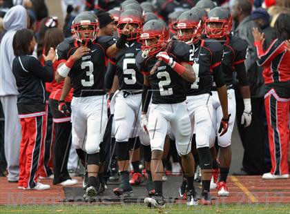 Thumbnail 1 in Wyomissing vs Imhotep Charter (PIAA Class AA Semifinal) photogallery.